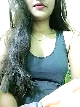 MISSQUEEN48 online show from January 22, 3:40 pm