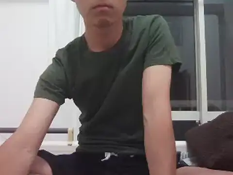 Snapshot of inukeno1031 chatting on December 9, 2:06 pm inukeno1031 online show from December 9, 2:06 pm