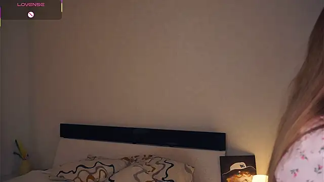 CathrynGeer online show from October 12, 6:18 pm