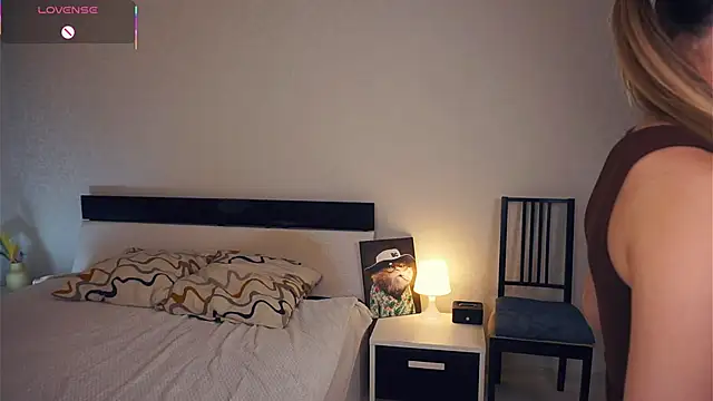 CathrynGeer online show from October 24, 7:21 pm