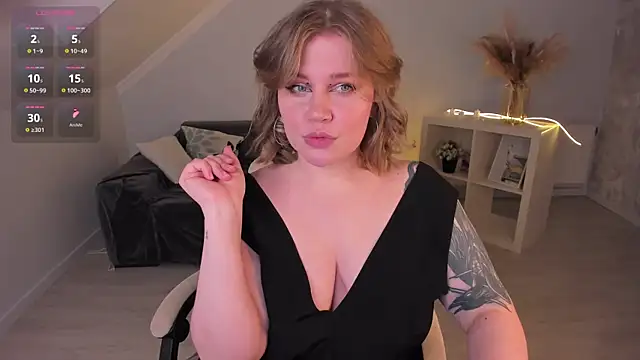 Kira Citro online show from March 20, 9:35 pm