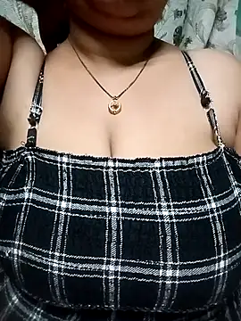 Snapshot of sajida34 chatting on November 23, 2:28 pm sajida34 online show from November 23, 2:28 pm