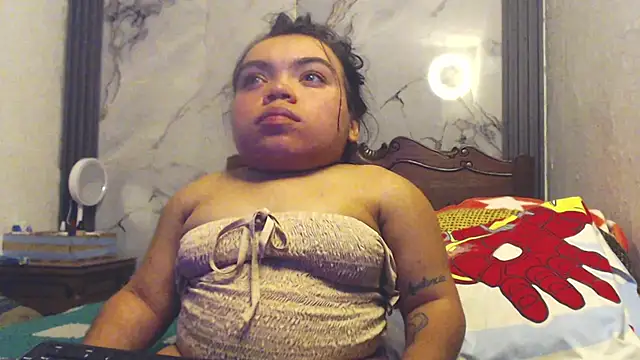 Michelle Brooks online show from January 29, 4:15 am