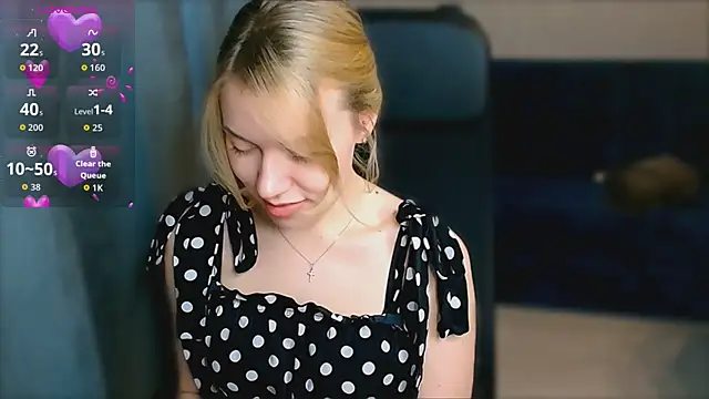 TaylorBre online show from March 18, 6:27 am