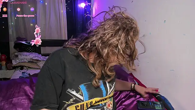 AnnieBigBoobs online show from February 6, 9:38 pm