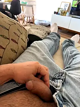 bomvivant2 online show from November 29, 7:17 pm