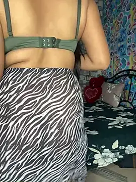Hot royalbhabhi online show from December 27, 10:01 am