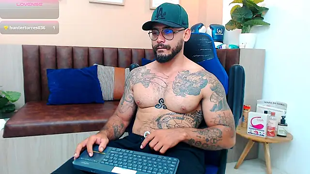 hanz col online show from March 22, 12:25 pm