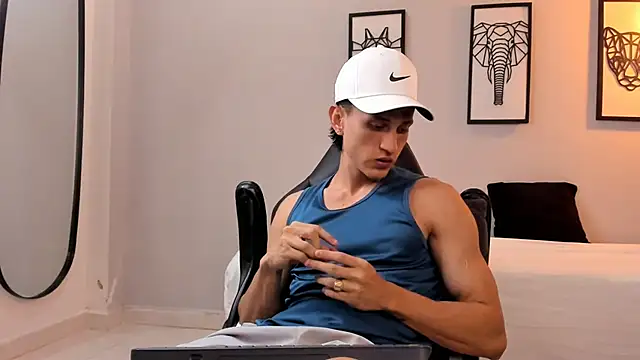connor twink online show from January 14, 11:16 pm