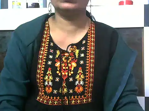 l l ish online show from December 14, 11:39 am