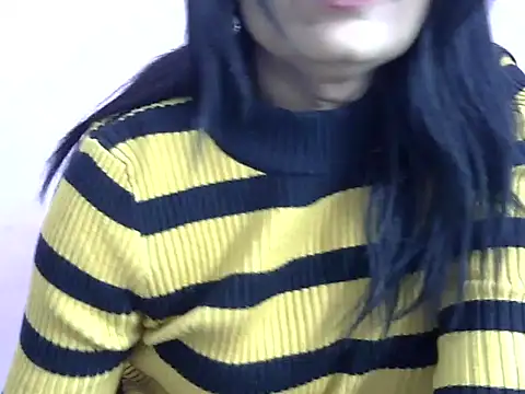 l l ish online show from February 8, 8:09 am