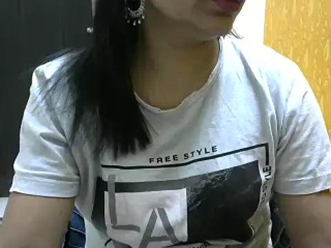 l l ish online show from March 11, 4:43 am