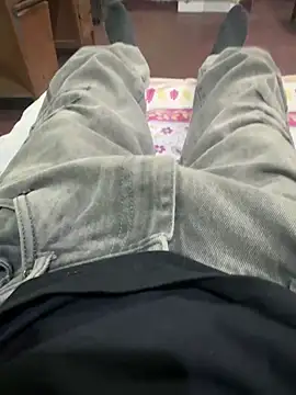 Snapshot of Big_dick_dog chatting on March 23, 9:57 am Big dick dog online show from March 23, 9:57 am