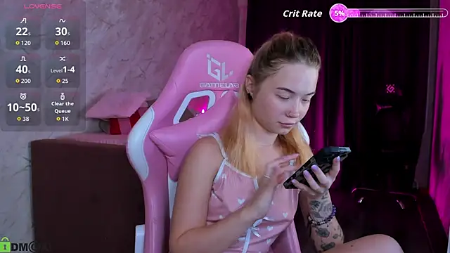 Kira yoon online show from October 18, 12:35 am