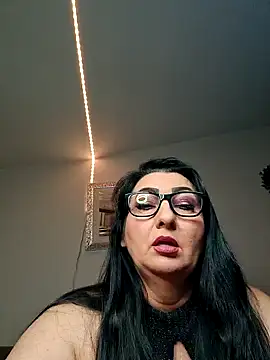 Snapshot of Genoveva73sexy chatting on December 4, 2:26 pm Genoveva73sexy online show from December 4, 2:26 pm