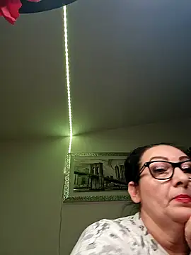 Snapshot of Genoveva73sexy chatting on December 16, 11:50 pm Genoveva73sexy online show from December 16, 11:50 pm