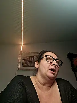 Snapshot of Genoveva73sexy chatting on December 18, 10:40 am Genoveva73sexy online show from December 18, 10:40 am