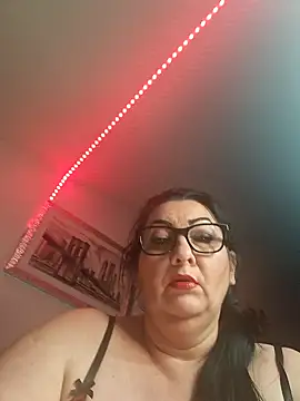 Snapshot of Genoveva73sexy chatting on February 20, 6:24 pm Genoveva73sexy online show from February 20, 6:24 pm