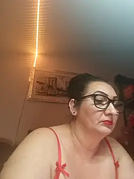 Snapshot of Genoveva73sexy chatting on February 21, 7:43 pm Genoveva73sexy online show from February 21, 7:43 pm