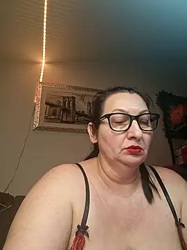 Snapshot of Genoveva73sexy chatting on February 27, 5:47 pm Genoveva73sexy online show from February 27, 5:47 pm