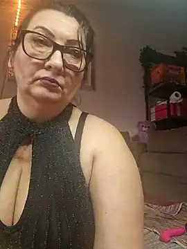 Snapshot of Genoveva73sexy chatting on March 22, 10:28 am Genoveva73sexy online show from March 22, 10:28 am