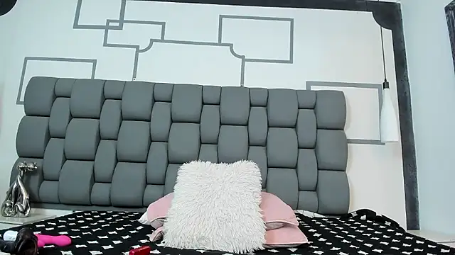 Jade squirtt online show from December 3, 11:11 am
