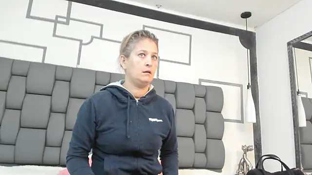 Jade squirtt online show from October 3, 12:57 pm