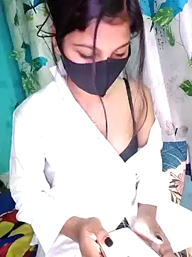 Reena Singh53 online show from January 5, 12:10 pm