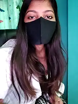 Reena Singh53 online show from January 10, 3:50 am