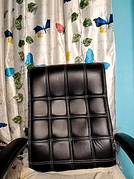 Reena Singh53 online show from February 1, 1:20 pm