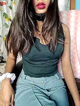 Reena Singh53 online show from March 12, 2:45 pm