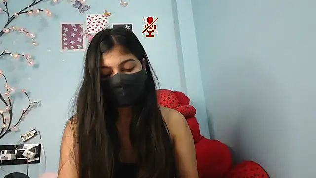 Reena Singh53 online show from September 27, 2:44 pm