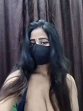 Lalisa sexy online show from December 17, 5:41 pm