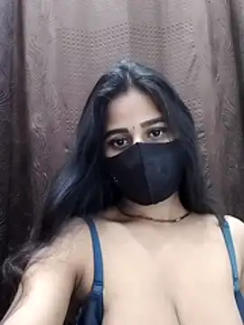 Snapshot of Lalisa_sexy chatting on April 6, 6:20 pm Lalisa sexy online show from April 6, 6:20 pm