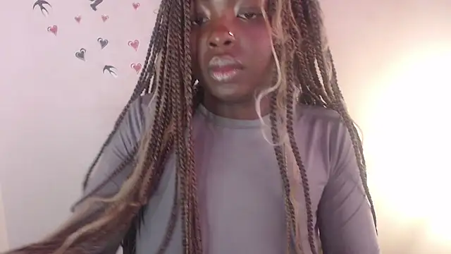 Snapshot of _Zooee chatting on July 6, 3:03 pm Zooee online show from July 6, 3:03 pm