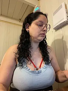 babyluna939 online show from October 4, 11:19 am