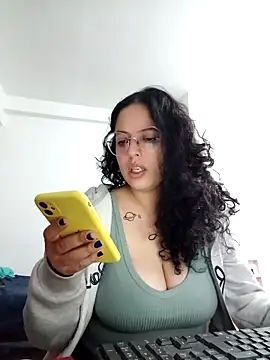 babyluna939 online show from April 28, 11:43 pm