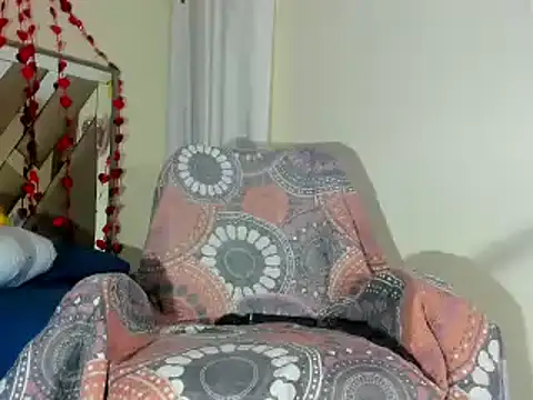 sara williams01 online show from February 11, 4:13 pm