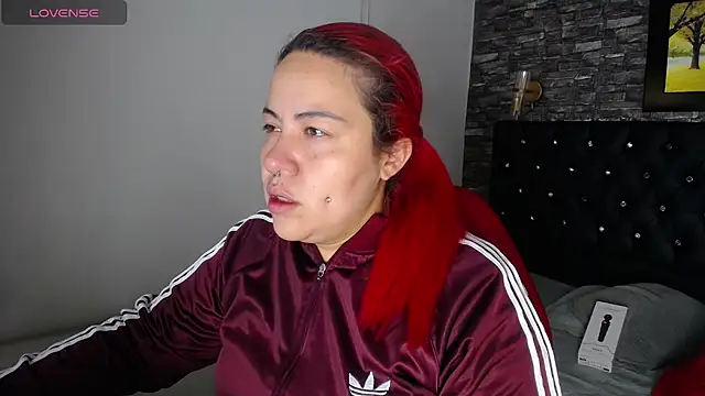 Bruja  Scarlata online show from March 12, 11:09 am