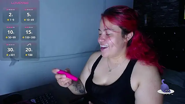 Bruja  Scarlata online show from March 22, 11:11 am