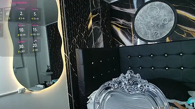 Bruja  Scarlata online show from September 24, 10:18 am