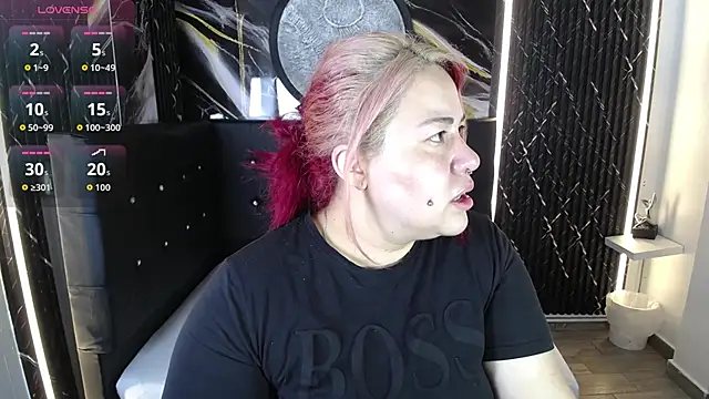 Bruja  Scarlata online show from October 4, 10:13 am