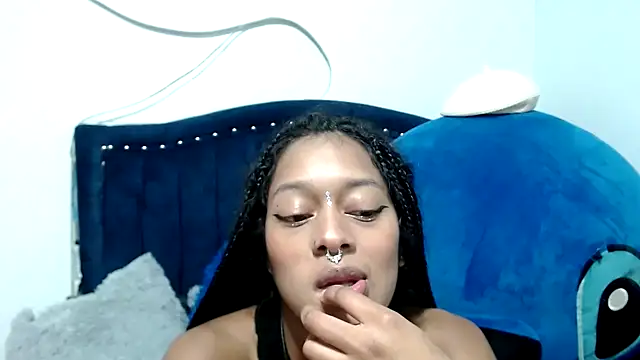 amathistalx online show from March 15, 6:43 pm