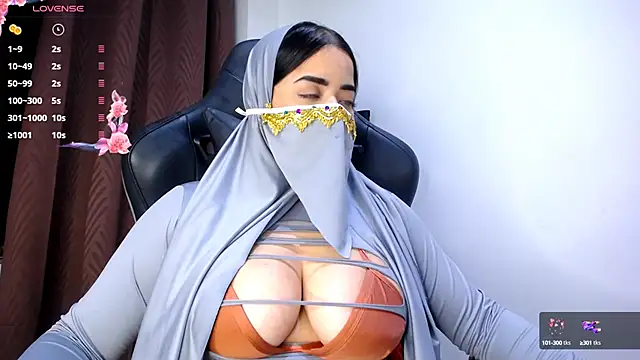janna isa online show from March 4, 1:55 am