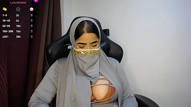 janna isa online show from March 18, 2:25 am