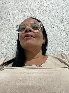 Snapshot of lomagata chatting on June 19, 9:07 pm lomagata online show from June 19, 9:07 pm