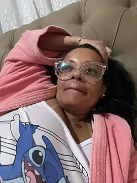 Snapshot of lomagata chatting on July 16, 1:33 am lomagata online show from July 16, 1:33 am