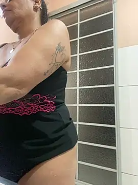 Snapshot of lomagata chatting on July 21, 10:45 pm lomagata online show from July 21, 10:45 pm
