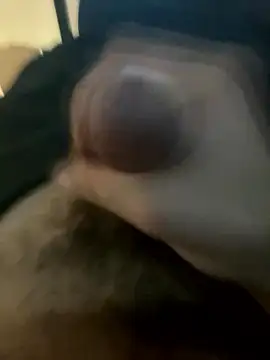 Snapshot of benben190 chatting on December 2, 4:31 pm benben190 online show from December 2, 4:31 pm