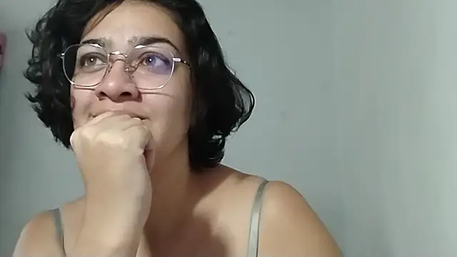 ely toro  online show from September 13, 3:34 pm